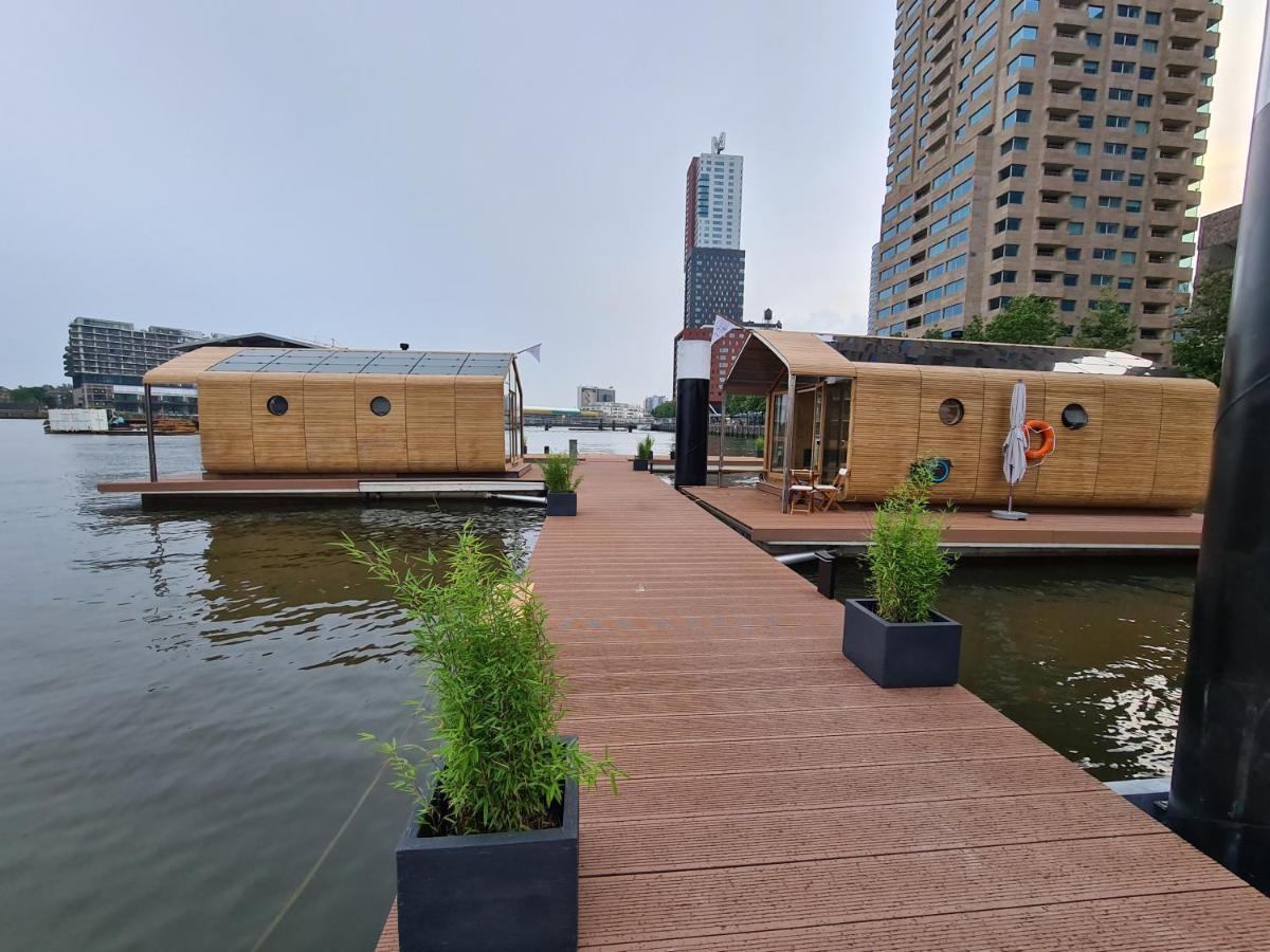 Вилла Wikkelboat Nr1 At Floating Rotterdam Rijnhaven Экстерьер фото
