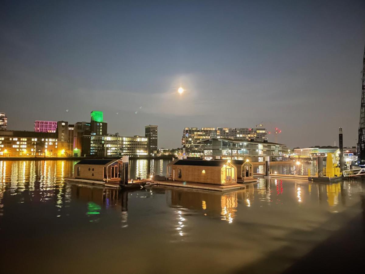 Вилла Wikkelboat Nr1 At Floating Rotterdam Rijnhaven Экстерьер фото