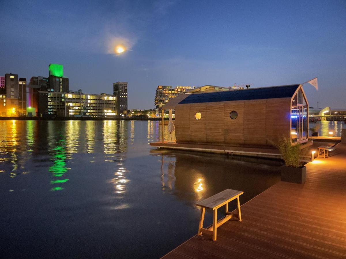 Вилла Wikkelboat Nr1 At Floating Rotterdam Rijnhaven Экстерьер фото